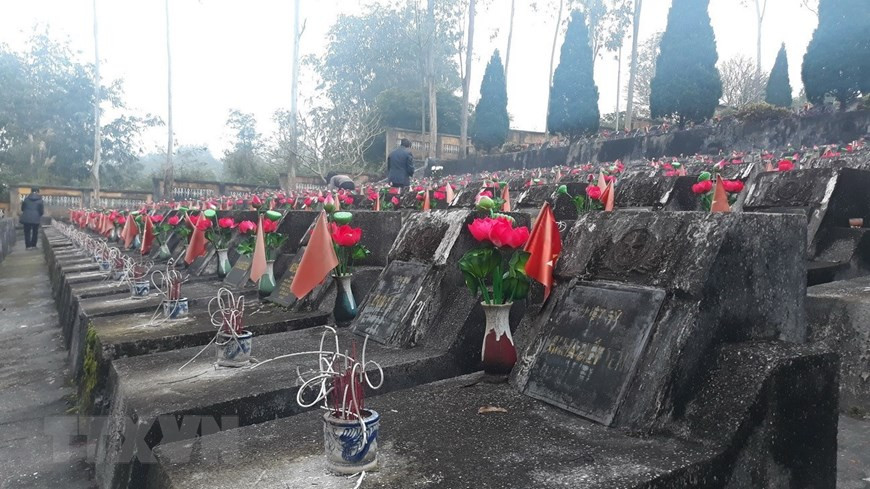 Nghĩa trang Liệt sỹ Quốc gia Vị Xuyên (Hà Giang), có 1.782 anh hùng liệt sỹ và một mộ tập thể, trong đó có hơn 1.500 liệt sỹ đã anh dũng chiến đấu, hy sinh trong cuộc chiến bảo vệ biên giới phía Bắc của Tổ quốc. (Ảnh: Nguyễn Chiến/TTXVN)