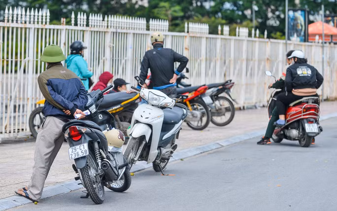 Phe ve “meo mat” vi gia giam kich san van it nguoi mua-Hinh-6