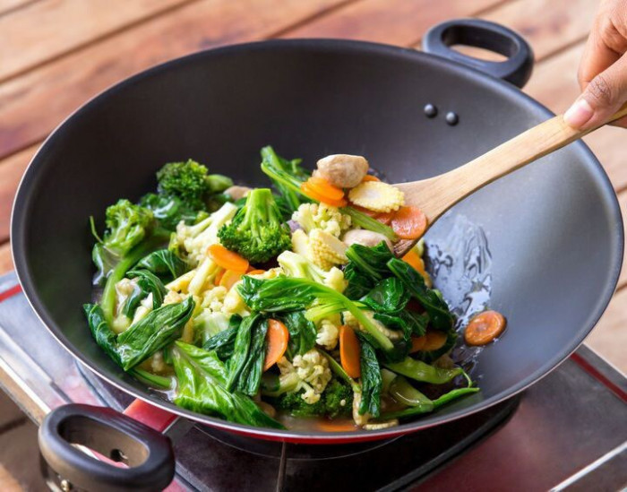 Che bien rau cu kieu nay rau khong gion ngot, mat het ca duong chat