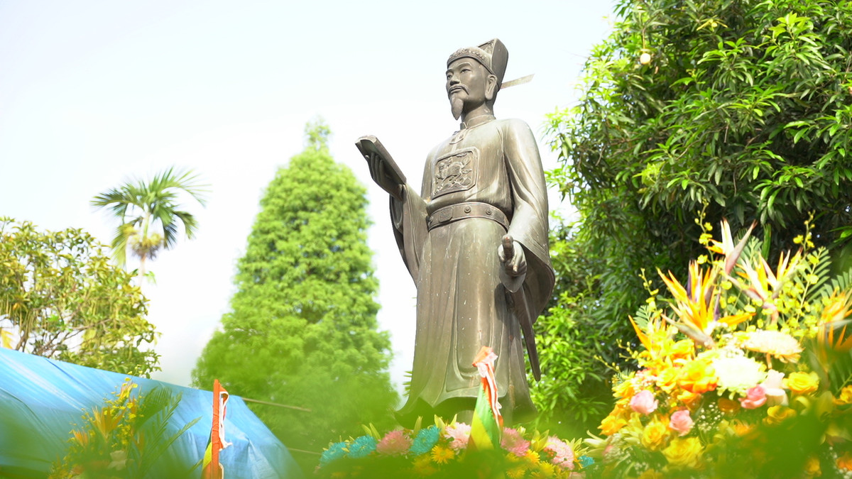 Ở Việt Nam cũng có một vị quân sư tài giỏi chẳng thua gì Gia Cát Lượng. Ông là quan Thái úy Tô Hiến Thành. Ảnh: Tô Dương (Công dân khuyến học).