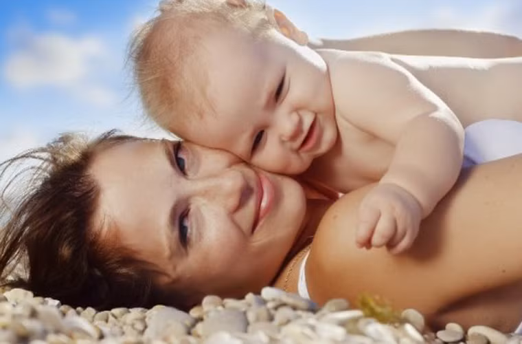 Đặc biệt là những người dưới 30, dao động từ 16 đến 24 tuổi thường dành nhiều thời gian ngoài trời nhất và ít sử dụng các biện pháp bảo vệ da”.