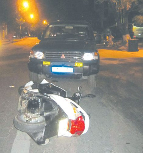 Hiện trường cho thấy xe ô tô lấn sang phần đường có vạch liền.