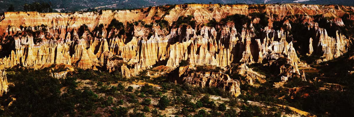 Cảnh sắc hùng vĩ của rừng đất sét ở Yuanmou, tỉnh Vân Nam.