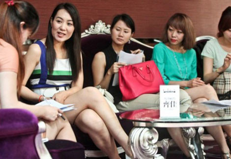 Bệnh viện Trung Quốc đăng tải thông tin tìm kiếm trinh nữ để nghiên cứu bệnh tình dục.