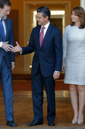 9. Enrique Pena Nieto - Tổng thống Mexico luôn nổi bật giữa đám đông với gu ăn mặc như ngôi sao điện ảnh. Cách lựa chọn trang phục của Tổng thống Mexico từng được Los Angeles Times tán tụng là thông minh, tinh tế.