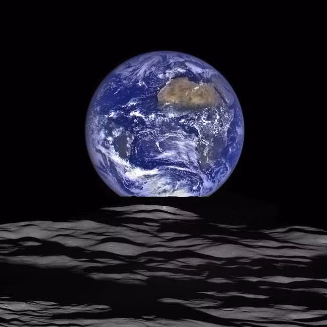 Nơi xa nhất con người từng đặt chân tới cách Trái Đất 1,3 giây ánh sáng: Đặt chân lên Mặt Trăng là một bước tiến công nghệ của nhân loại và đó cũng là nơi xa nhất trong vũ trụ con người từng đặt chân đến cho tới nay./.