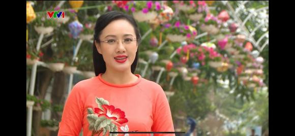 Lo loat anh cua BTV Hoai Anh hoi nho-Hinh-2