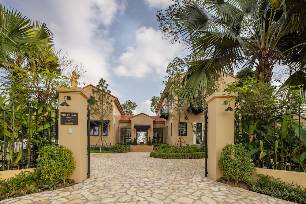 Ngỡ ngàng biệt thự có kiến trúc đồng quê Pháp giữa Tam Đảo - Hình 2 Ngo ngang biet thu co kien truc dong que Phap giua Tam Dao-Hinh-2