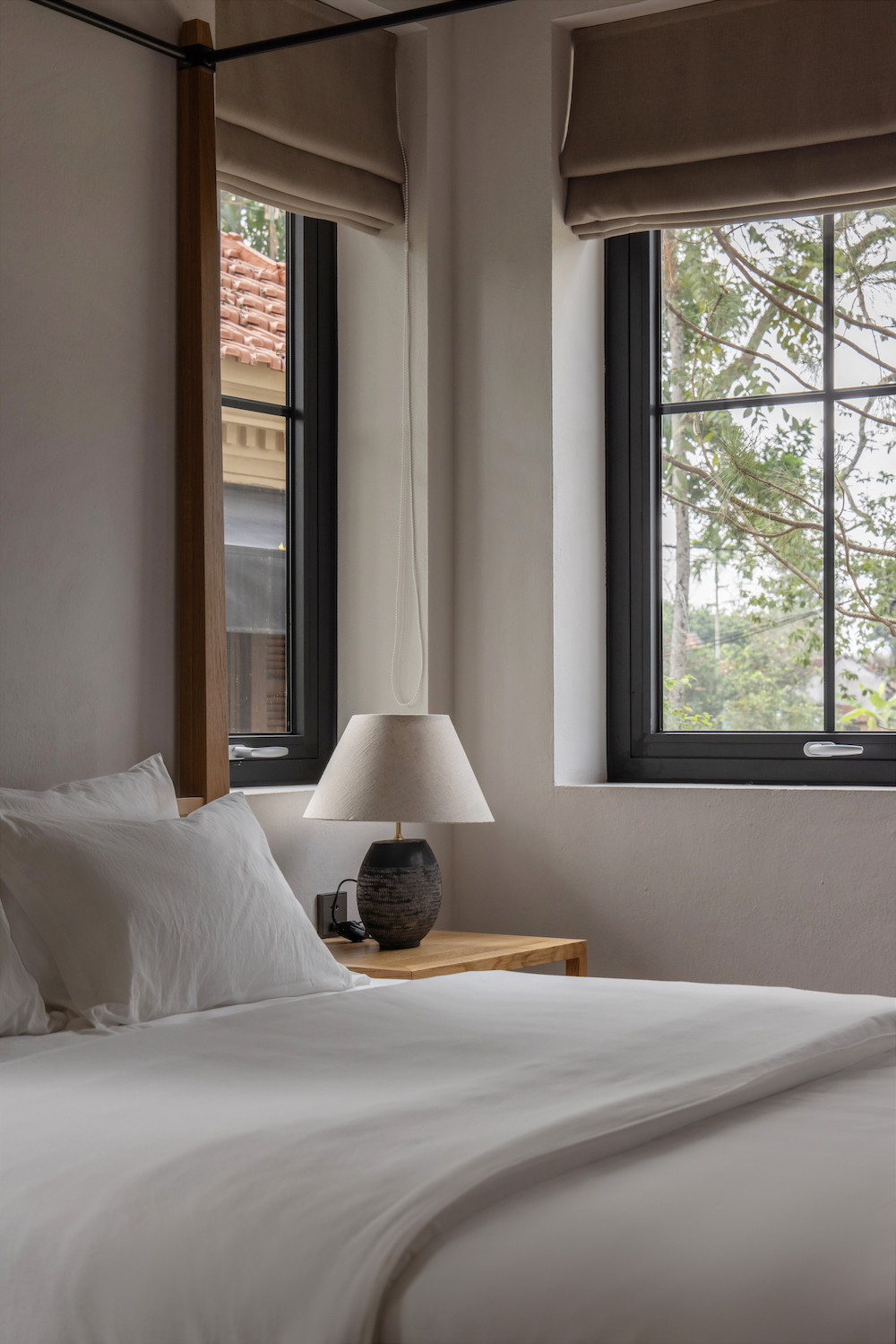 Ngo ngang biet thu co kien truc dong que Phap giua Tam Dao-Hinh-8