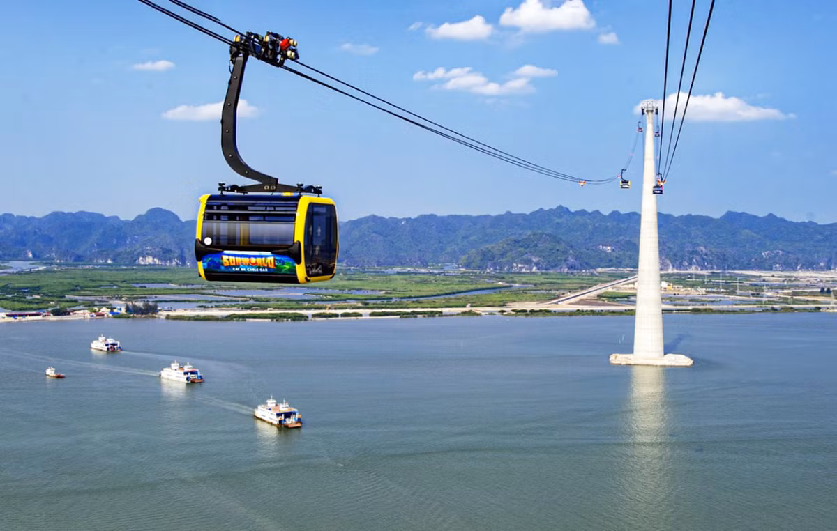 Gia ve di cap treo ra Cat Ba giam mot nua