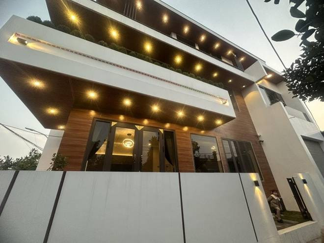 Vo chong tre khoe nha 2 mat tien 200m2, chi phi 1,8 ty-Hinh-3