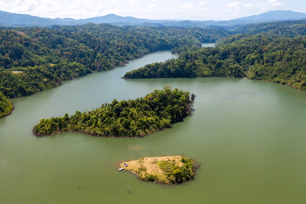 Doc dao dong song chay nguoc o Kon Tum-Hinh-4