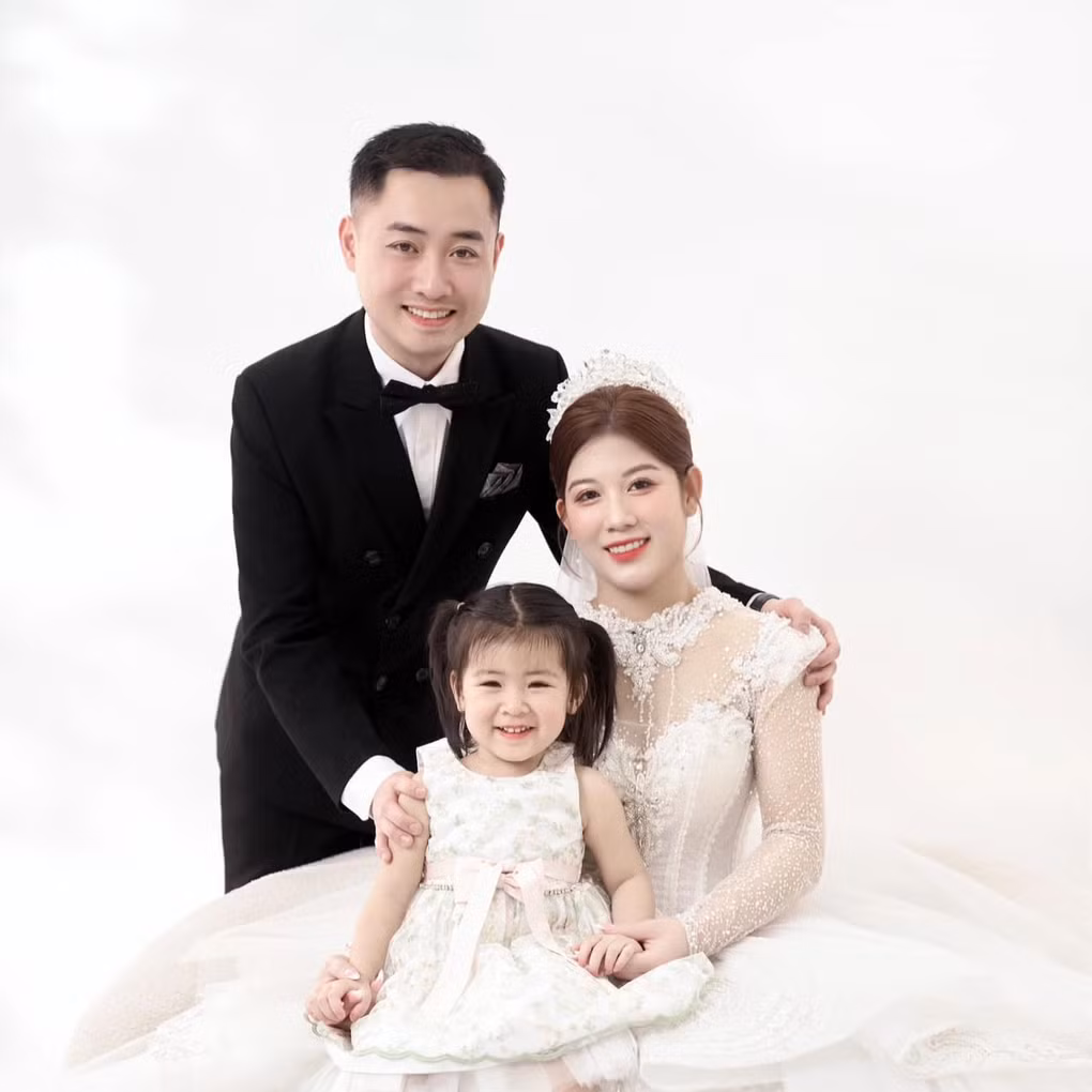 Hai anh em ruot o Nghe An cuoi cung ngay, chung thung mung cuoi-Hinh-2