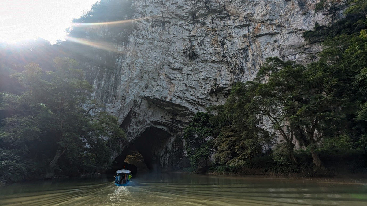 Kham pha dong Puong khi ghe tham Bac Kan-Hinh-2