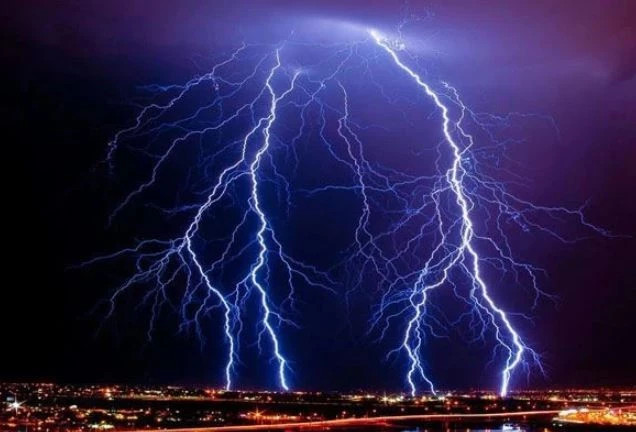 Bi an nhung nguoi bi set danh khong chet, tro nen “sieu nhien“