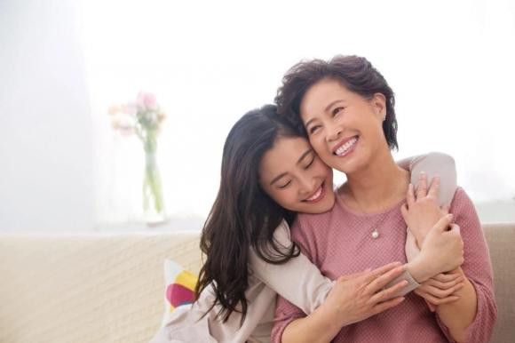 Con at chu bai lon nhat cua nguoi phu nu trong nha chong-Hinh-3