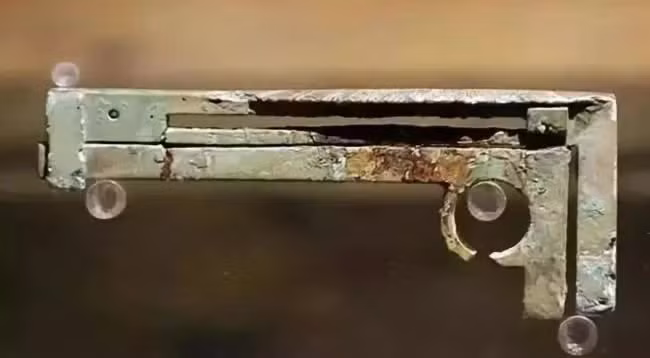 Khai quật lăng mộ hoàng đế cướp ngôi nhà Hán, chuyên gia đau đầu - Hình 2 Khai quat lang mo hoang de cuop ngoi nha Han, chuyen gia dau dau-Hinh-2