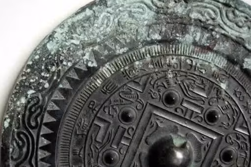 Khai quật lăng mộ hoàng đế cướp ngôi nhà Hán, chuyên gia đau đầu - Hình 4 Khai quat lang mo hoang de cuop ngoi nha Han, chuyen gia dau dau-Hinh-4