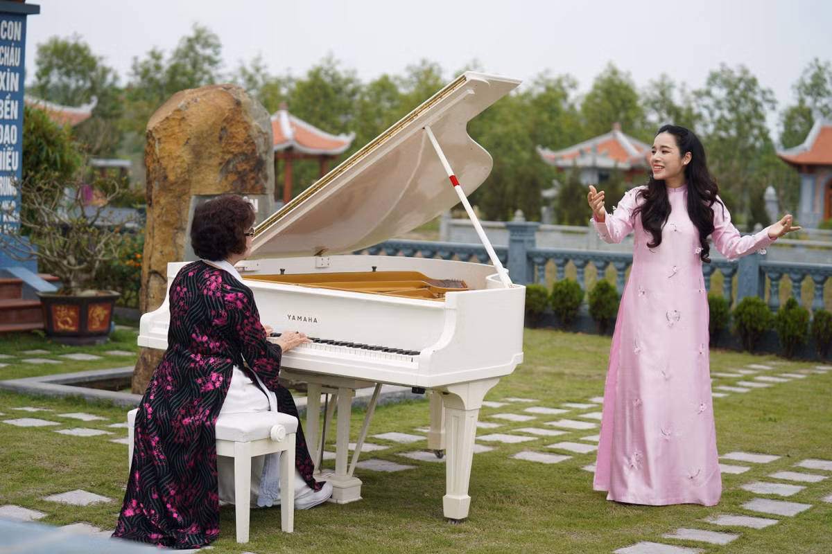 Di 50km tu lam mo cho minh, dan con chau ba chet cam khoc-Hinh-3