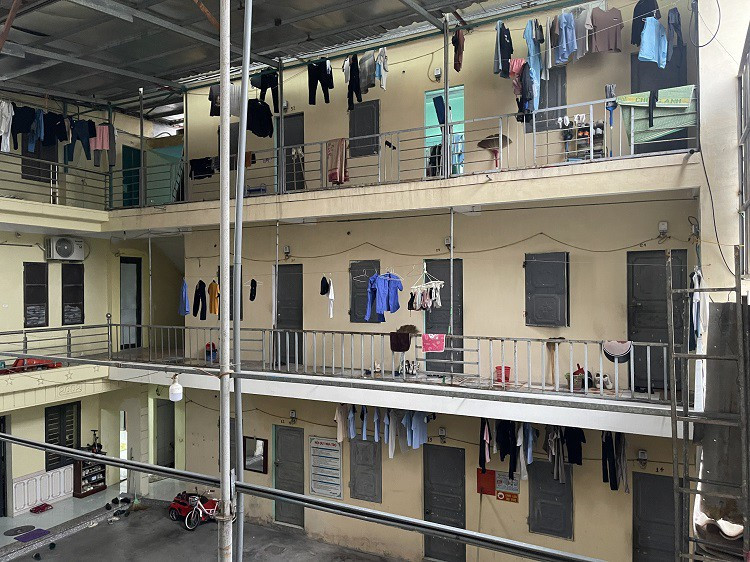 Ha Noi dat do khong du song, cong nhan loay hoay tim ve que-Hinh-3