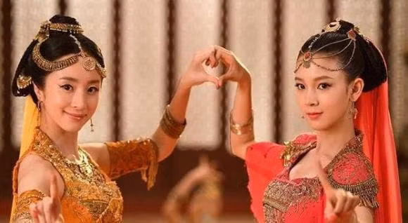 Trieu dai nha Thanh chon phi tan nhu the nao?