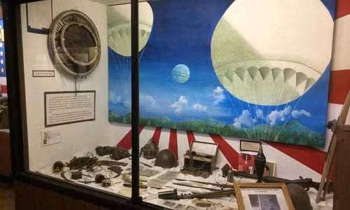 Phat xit Nhat tung oanh tac My bang 9.000 khi cau mang thuoc no-Hinh-4