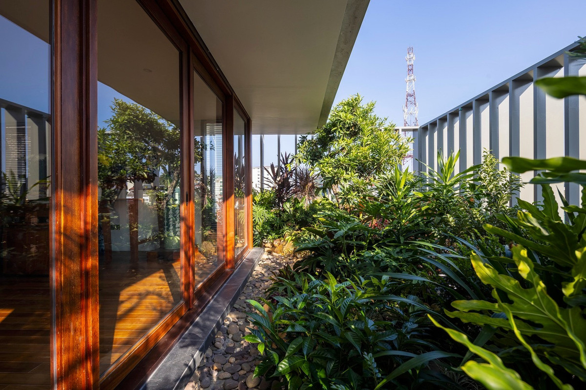 Ngoi nha thiet ke tuong hai lop doc dao o Ha Long-Hinh-3