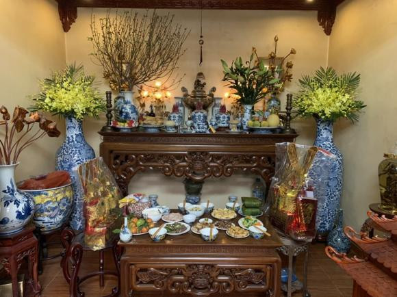 Dia trai cay nen dat ben phai hay ben trai ban tho?