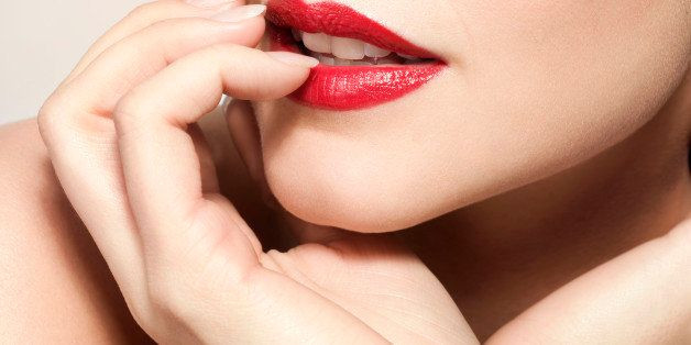 Phu nu che giau chuyen ngoai tinh gioi hon dan ong