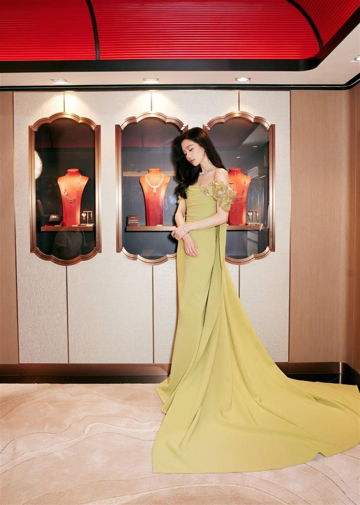 Luu Thi Thi rang ro o tuoi U40-Hinh-5