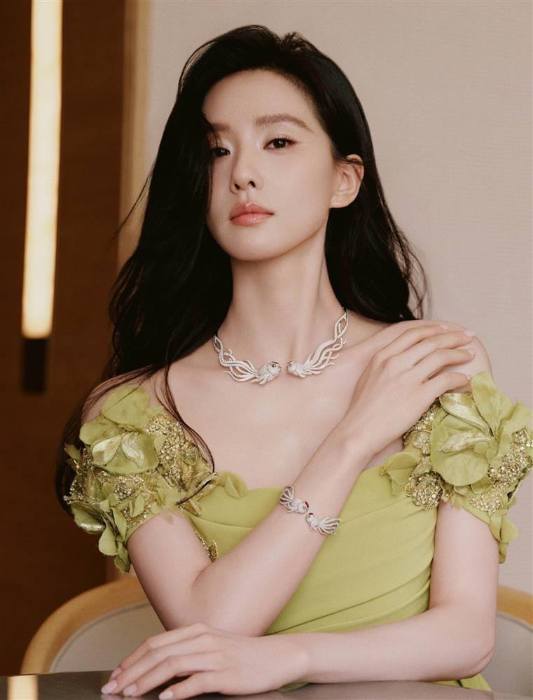 Luu Thi Thi rang ro o tuoi U40