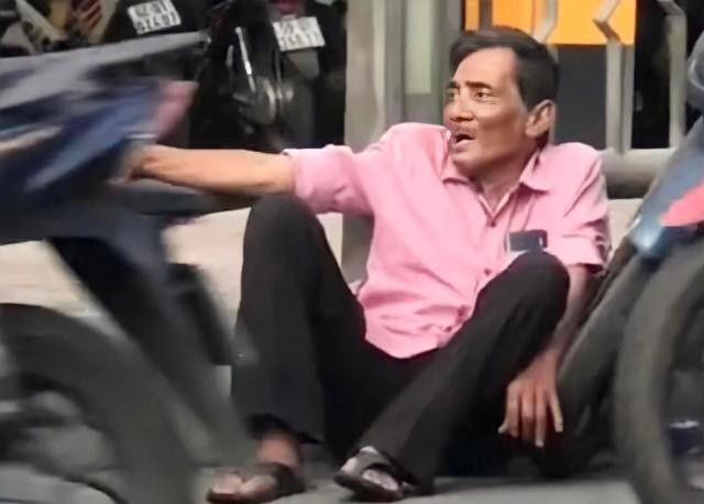 Thuong Tin tuoi xe chieu: Vo giu tien o ngan hang khong cho rut-Hinh-2