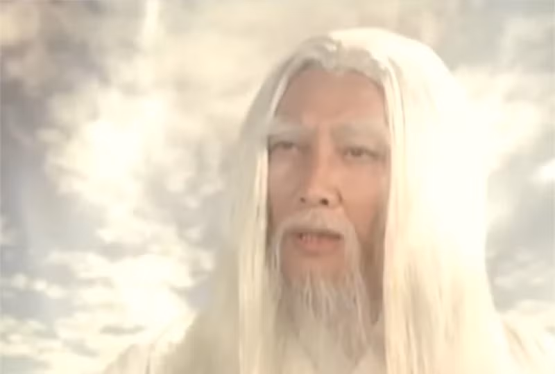 Đồng thời, Tôn Ngộ Không cũng phải e dè trước Nguyên Thủy Thiên Tôn. Khi náo loạn thiên đình, Tôn Ngộ Không đã đề nghị Ngọc Hoàng tìm Nguyên Thủy Thiên Tôn đến gặp mình. 