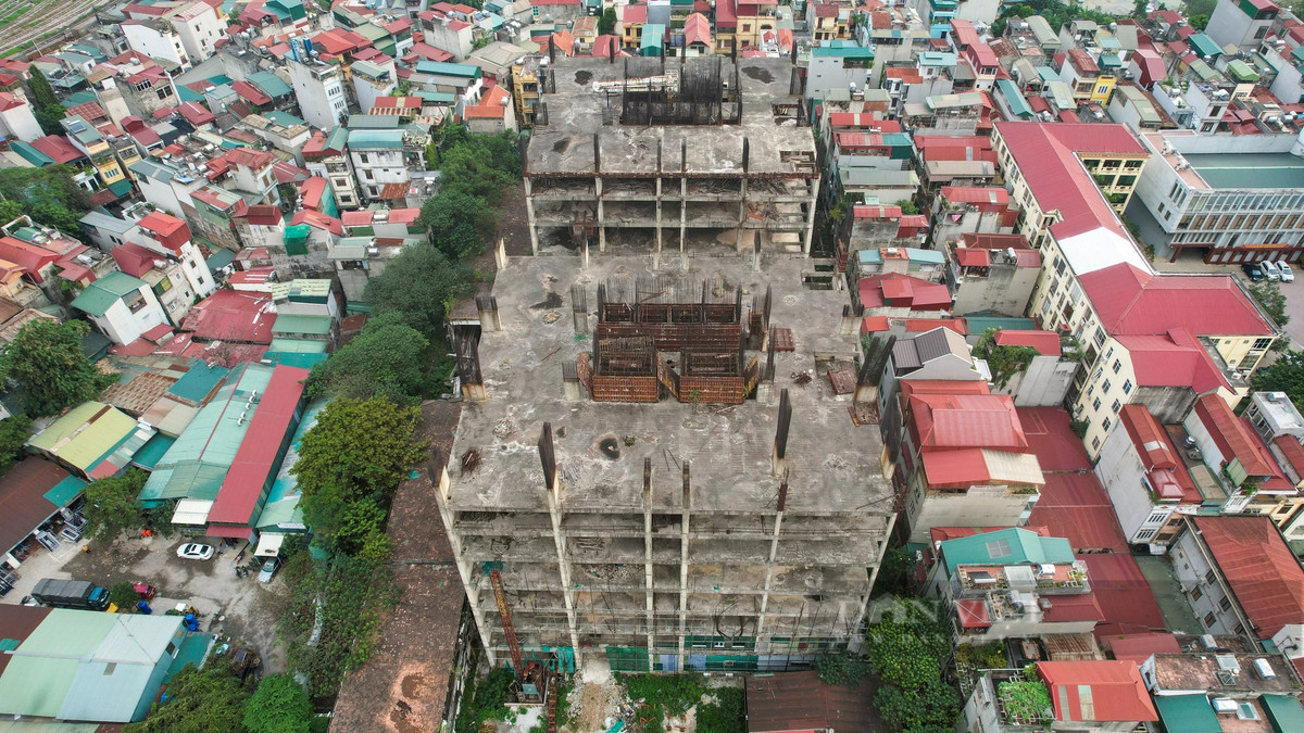 Toà tháp đôi Sky Garden bất động sau 12 năm khởi công - Hình 2 Toa thap doi Sky Garden bat dong sau 12 nam khoi cong-Hinh-2