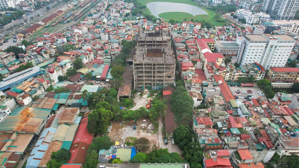 Toà tháp đôi Sky Garden bất động sau 12 năm khởi công Toa thap doi Sky Garden bat dong sau 12 nam khoi cong