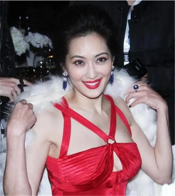 Manh Quang My trang tay vi yeu nham, doi kho hon phim-Hinh-7