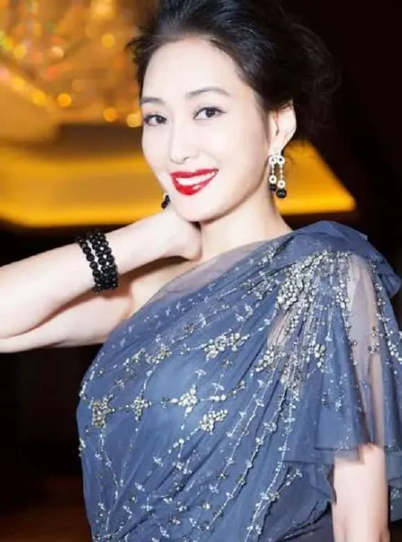 Manh Quang My trang tay vi yeu nham, doi kho hon phim-Hinh-8