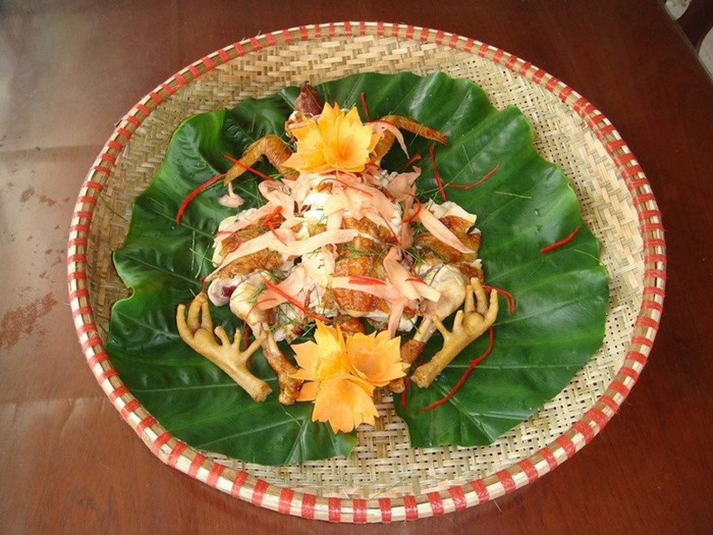 Giống gà chín cựa tiến Vua đắt nhất nhì Việt Nam - Hình 4 Giong ga chin cua tien Vua dat nhat nhi Viet Nam-Hinh-4