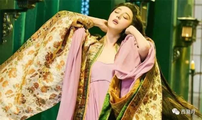 Mot ba lao phat tai nho vat nho nao cua Duong Quy Phi?-Hinh-4