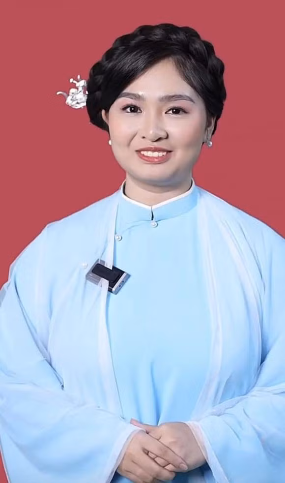 Thien Nhan lo dien voi ngoai hinh khac la gay xon xao-Hinh-2