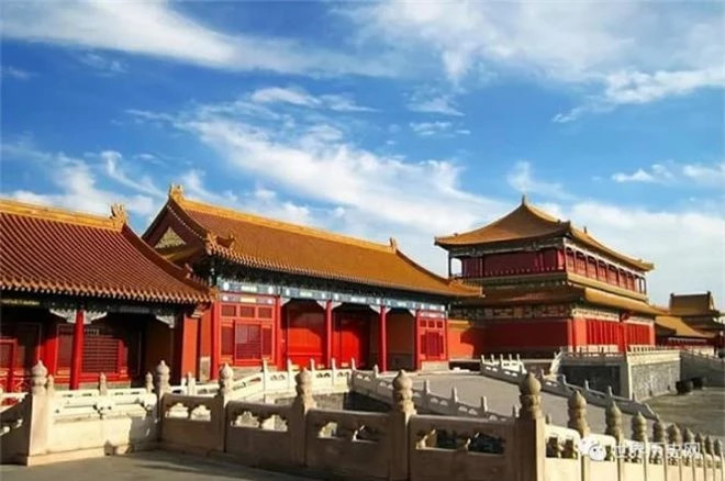 Tu Cam Thanh co 9.000 phong, sao cung dien hoang de chi 3m2?