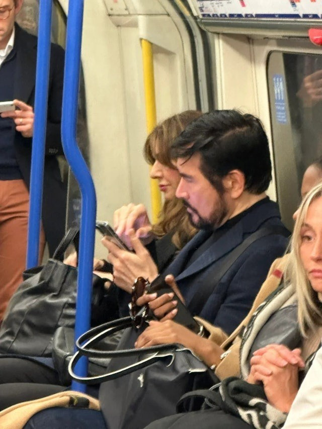 Tru Vuong quyen ru nhat man anh ngoai doi-Hinh-2