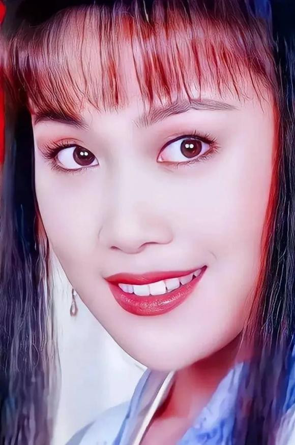 Lương Tiểu Băng.