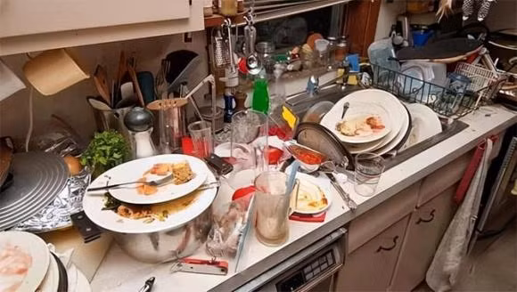 De biet phu nu o ban hay sach, nhin 