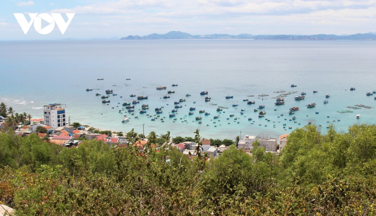 Xa dao Nhon Chau hua hen thanh diem du lich hap dan