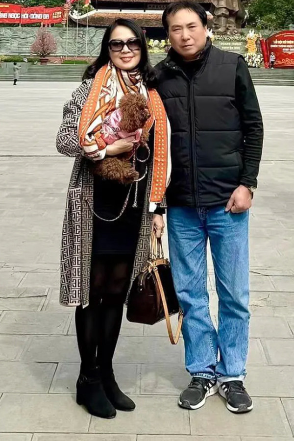 Vợ chồng NSND Thái Bảo và NSƯT Anh Tuấn chỉ có duy nhất một người con trai tên Nguyễn Bảo Anh. Trong cuộc sống gia đình, chị luôn tôn trọng ý kiến của chồng. Chuyện lớn chuyện nhỏ, vợ chồng cùng bàn bạc và quyết định. Vì cả hai vợ chồng đều làm nghệ thuật nên cuộc sống của cặp đôi cũng rất lãng mạn và nhẹ nhàng. Dù rằng sự nổi tiếng đôi khi cũng khiến cuộc sống riêng tư bị ảnh hưởng nhưng nhờ sự cảm thông, thấu hiểu của ông xã mà chị đều vượt qua và được sống trọn vẹn với đam mê.