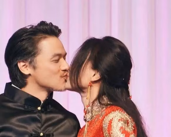 Thu Ky - Phung Duc Luan ky niem 8 nam ve chung mot nha-Hinh-3