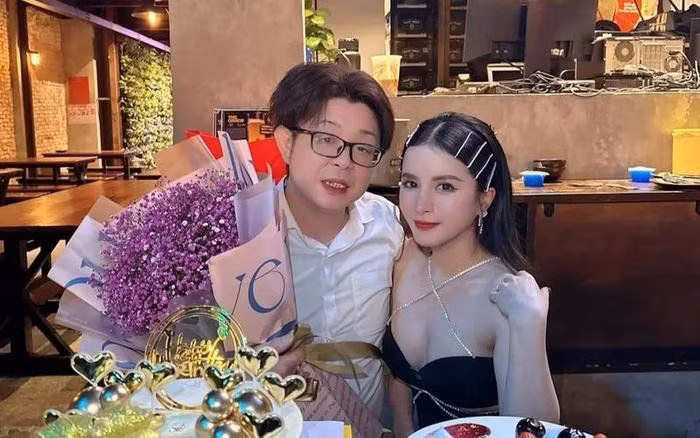 Ba Nhan Vlog co tinh tao scandal voi bac si chua hiem muon?-Hinh-2