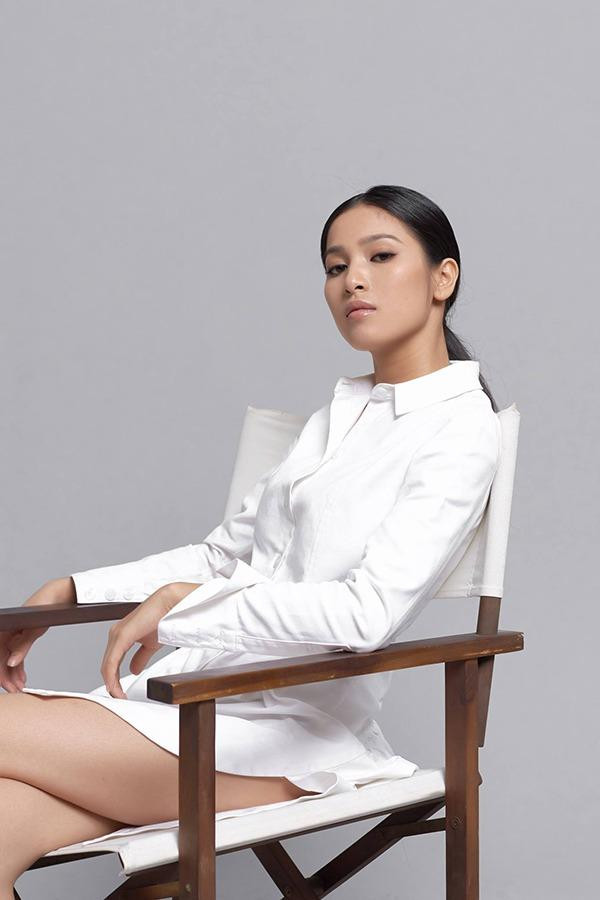 Nguoi dep gan bo voi Johnny Tri Nguyen hon 10 nam khong cuoi la ai?-Hinh-6