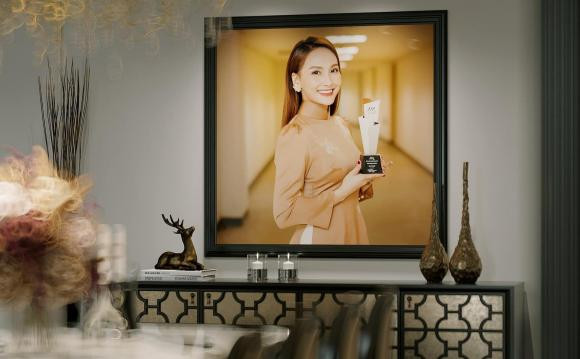 Bên trong villa của Bảo Thanh, dân tình trầm trồ về độ giàu - Hình 12 Ben trong villa cua Bao Thanh, dan tinh tram tro ve do giau-Hinh-12